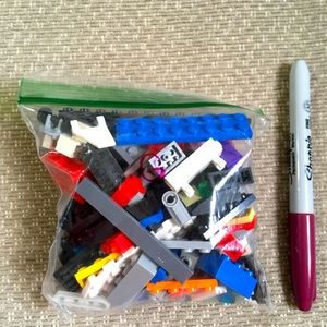 Assorted legos